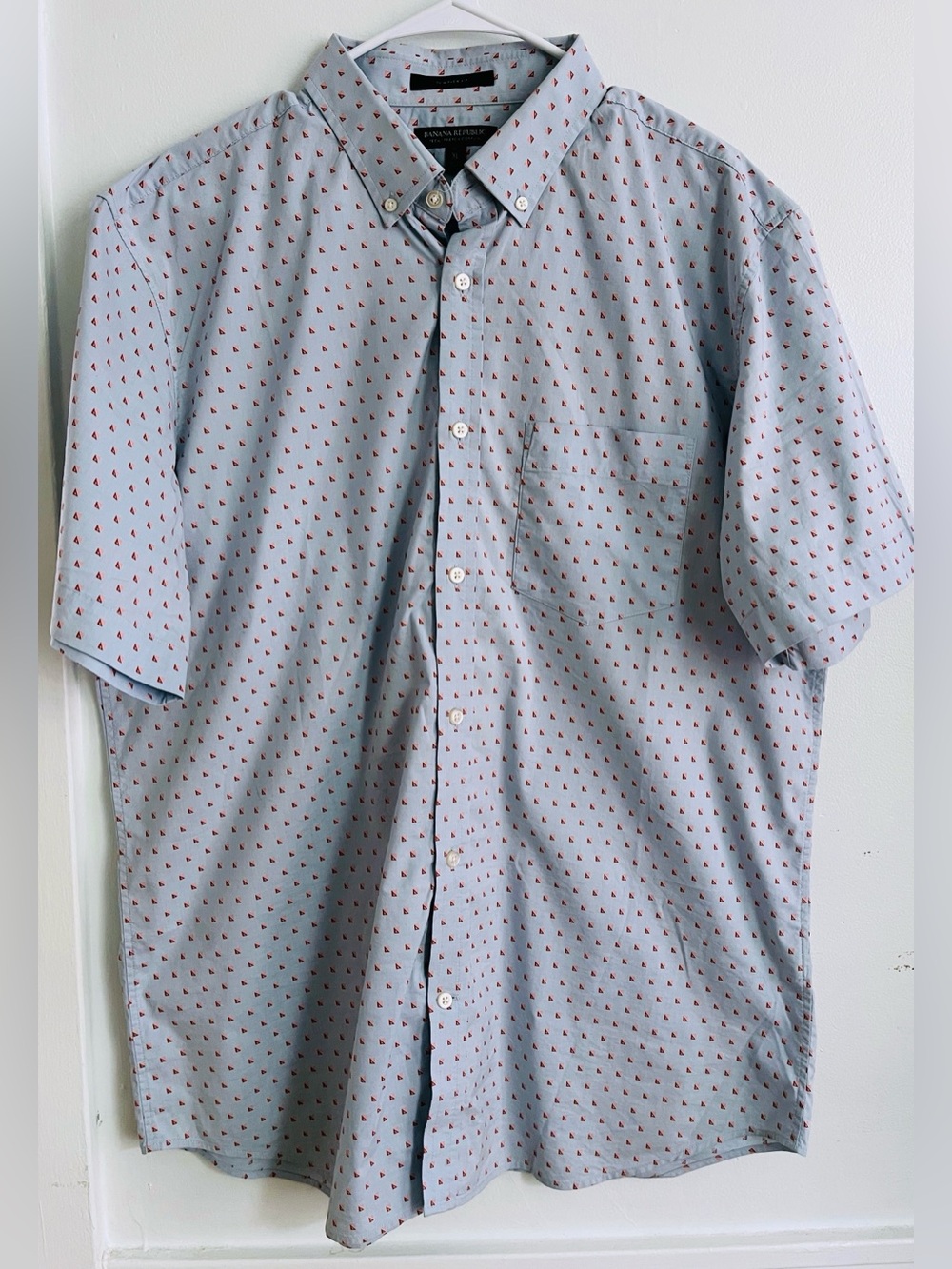 Banana Republic Light Blue Patterned Button Down Shirt